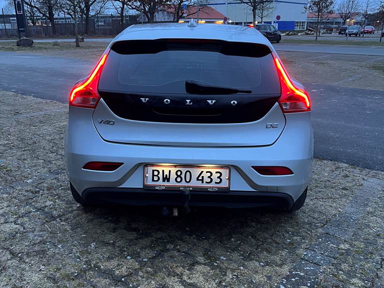 Volvo V40 1,6 D2