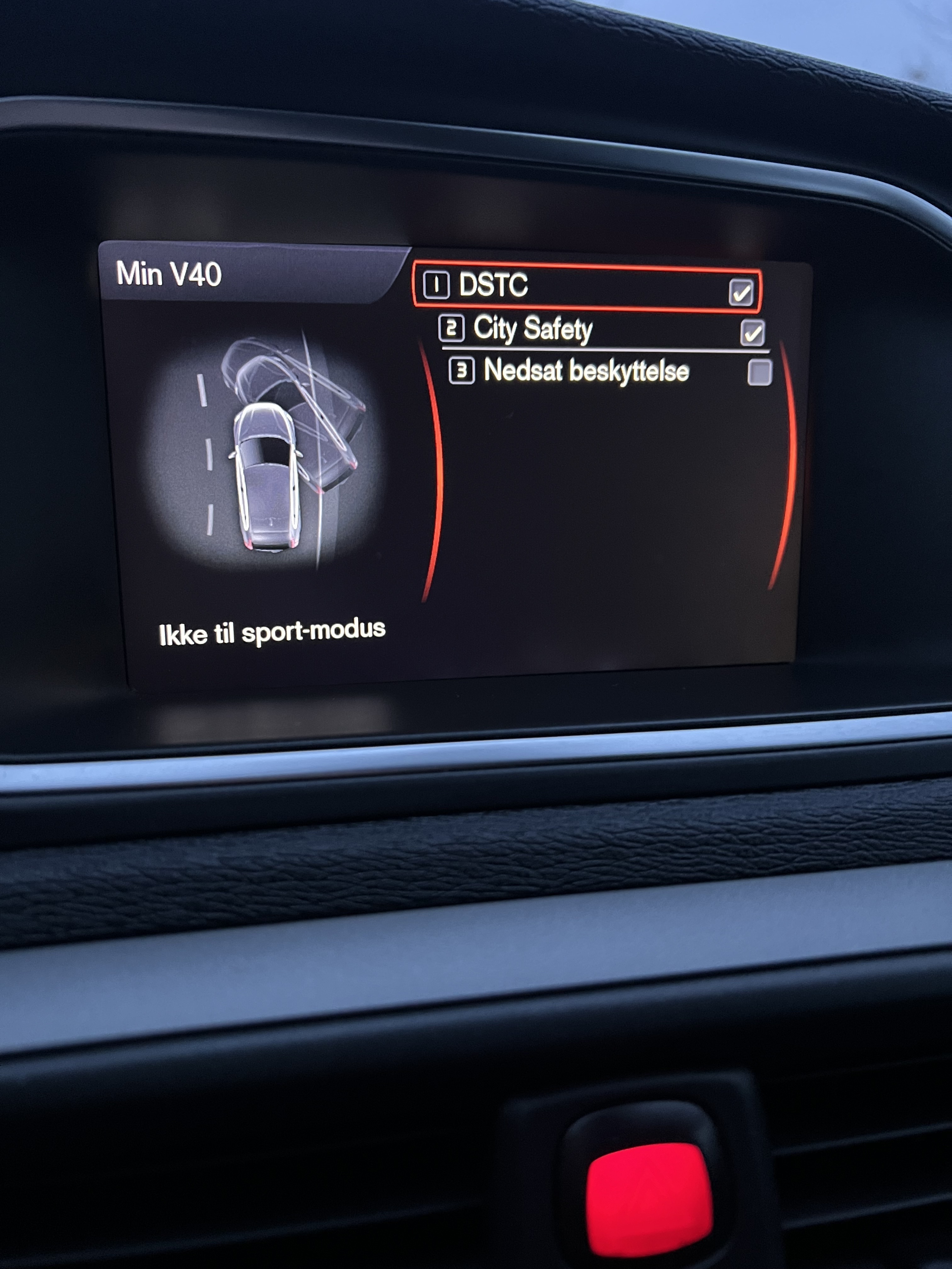Grå Volvo V40 fra 2012