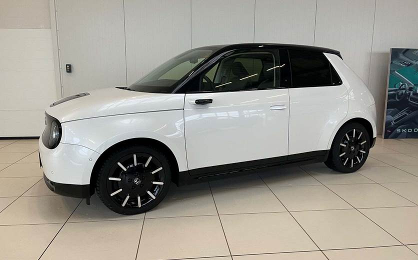Honda e