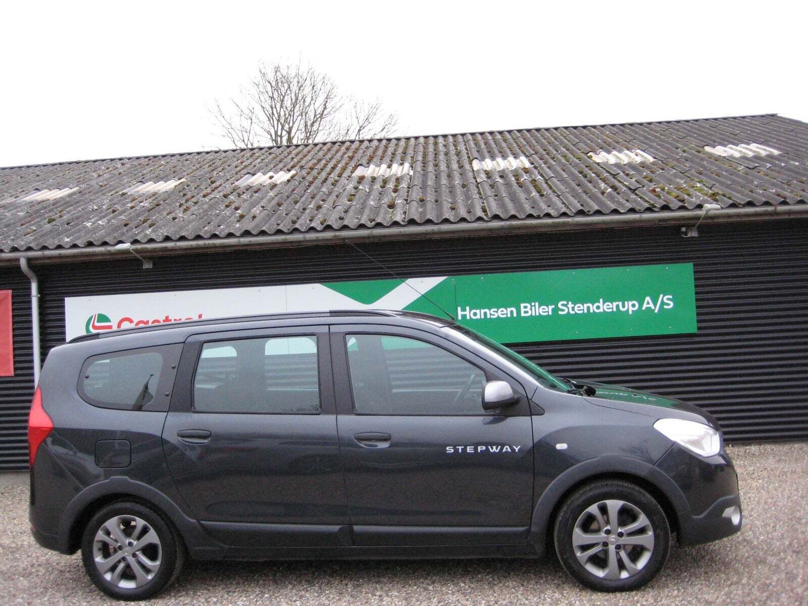 Grå Dacia Lodgy Stepway fra 2016