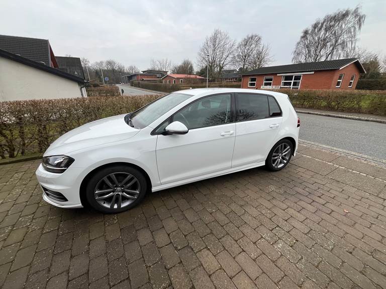 VW Golf VII 1,4 TSI BMT 150 DSG7 R-line