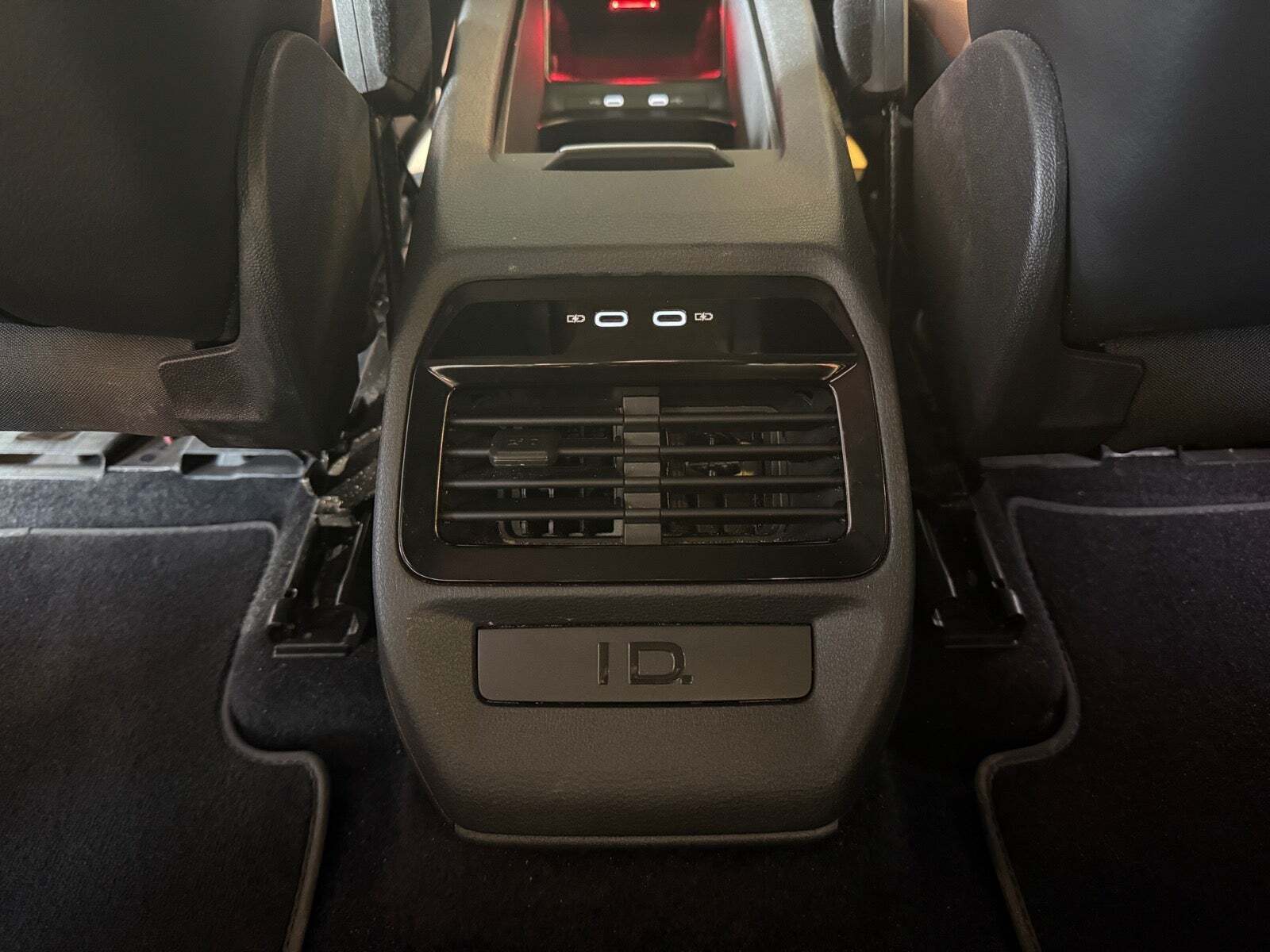 Gul VW ID.5 fra 2023