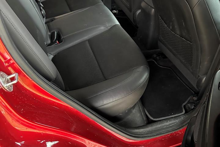 Rød Hyundai Kona fra 2019