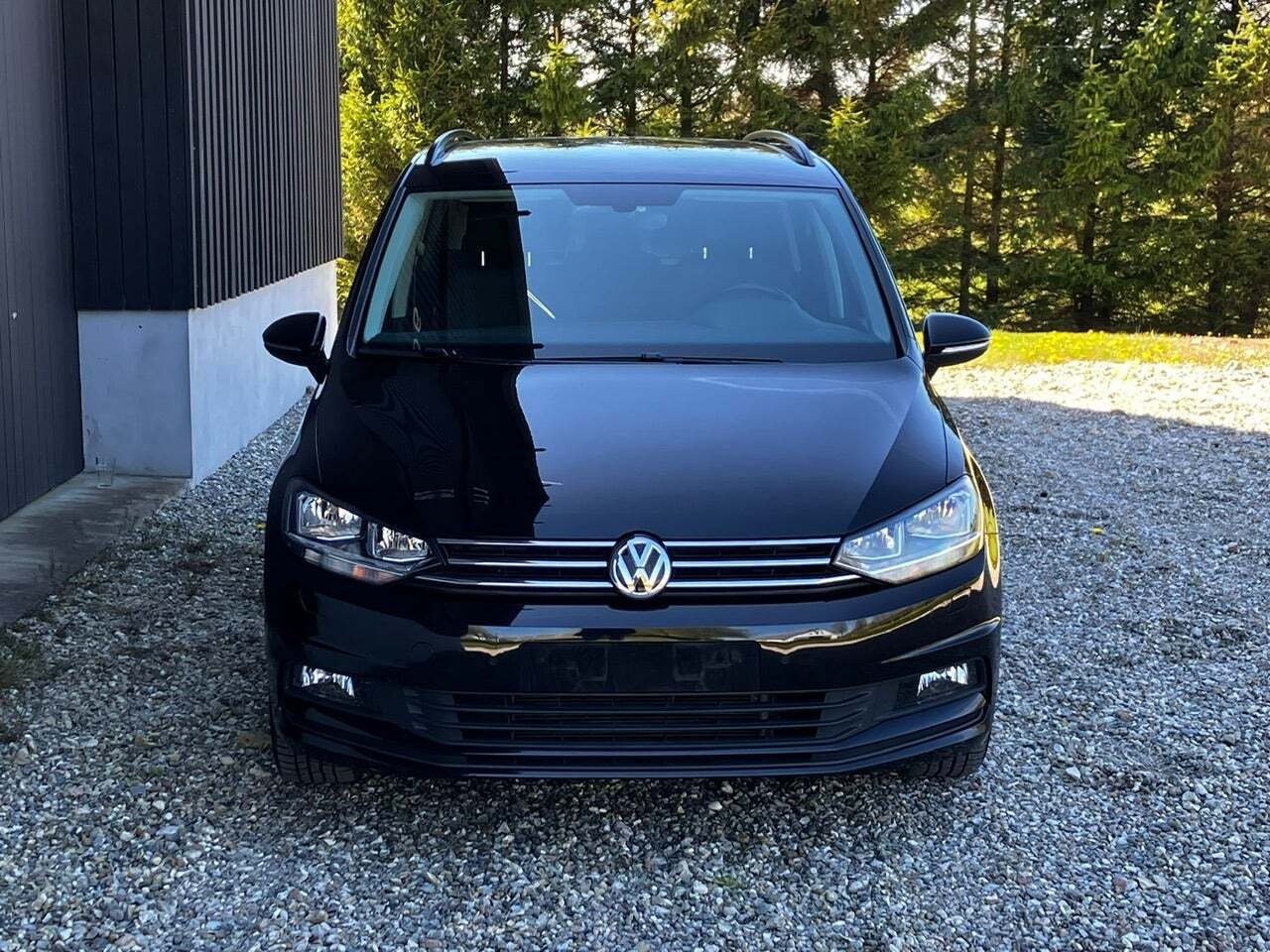 Sort VW Touran fra 2020