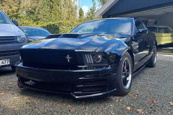 undefined Ford Mustang fra 2004