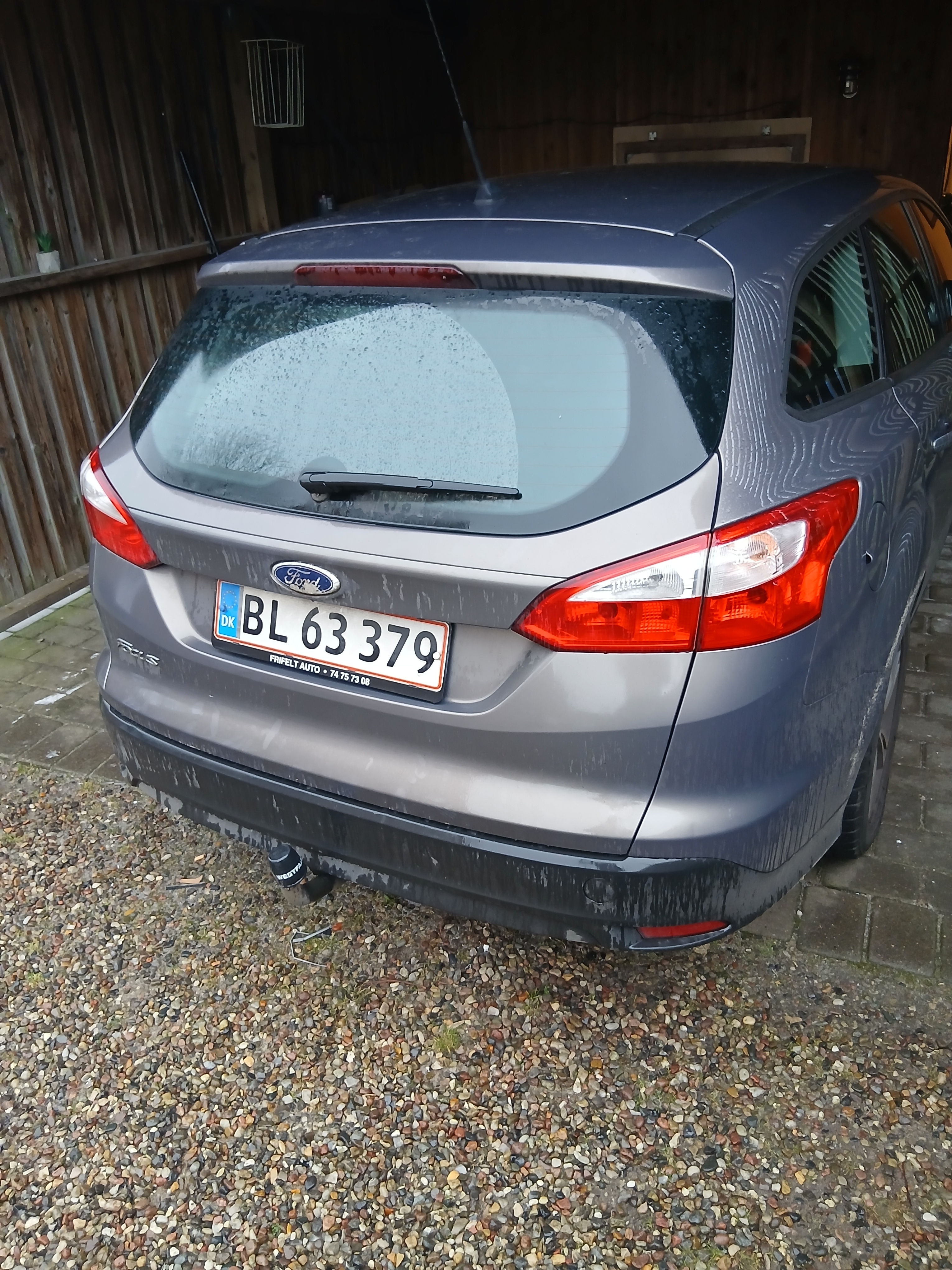 Brun Ford Focus fra 2014