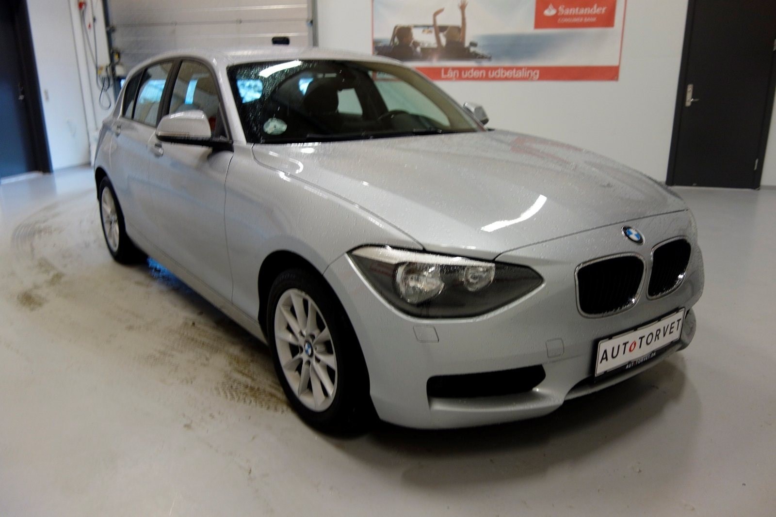 Guide til BMW 120d M Sportpaket Steptronic (DKG) (Årgang 10/2024 og frem)