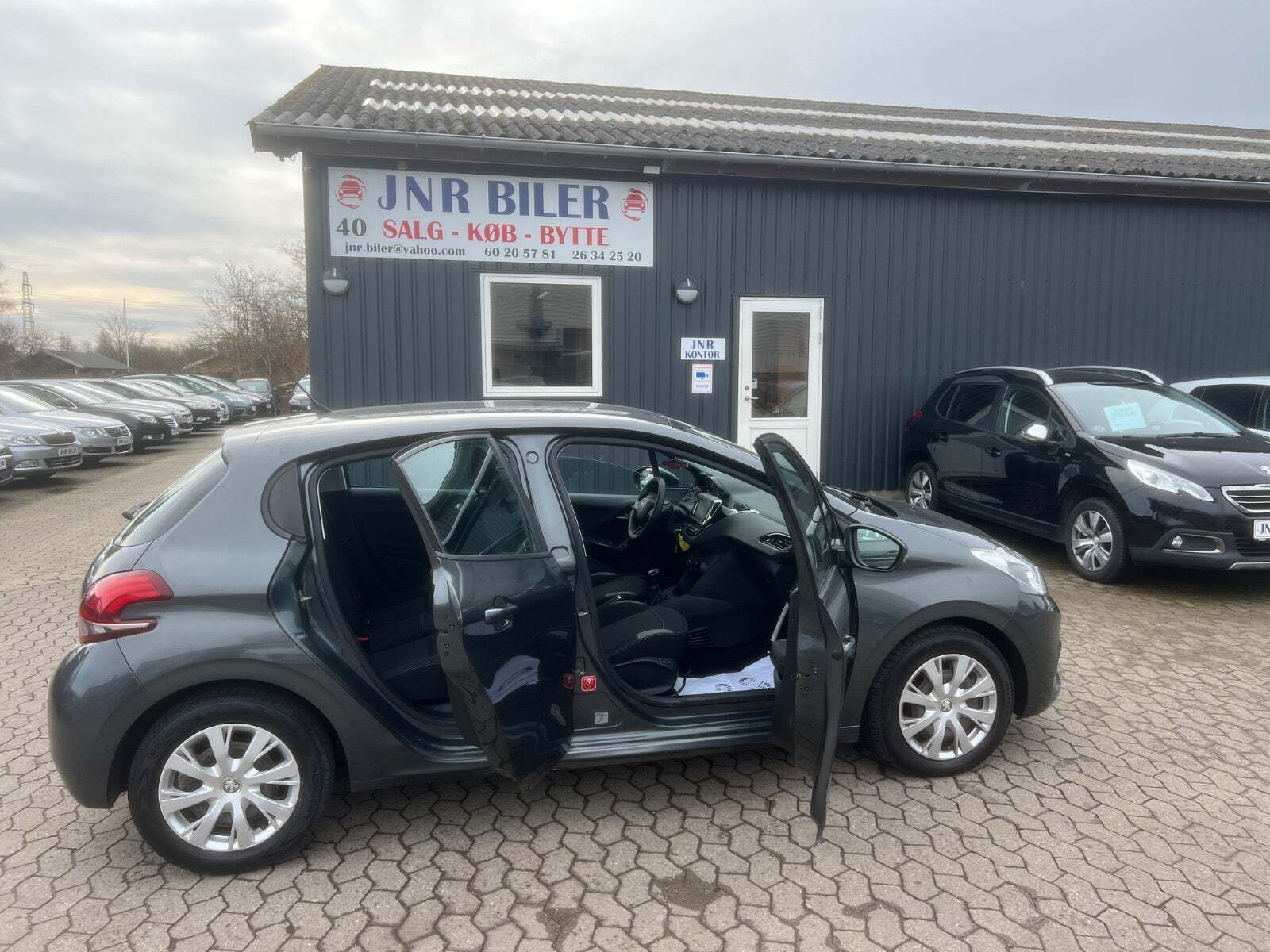 undefined Peugeot 208 fra 2015