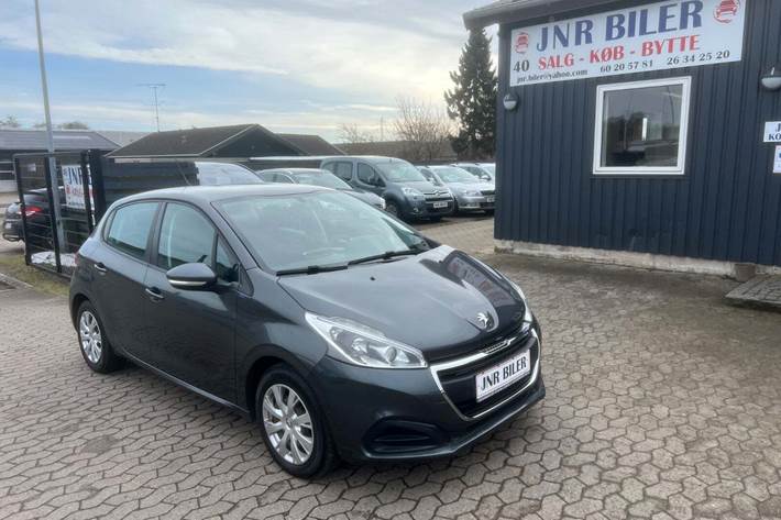 undefined Peugeot 208 fra 2015
