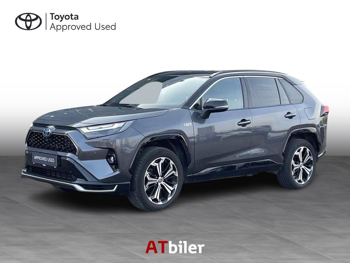 Sort Toyota RAV4 Plug-in fra 2022