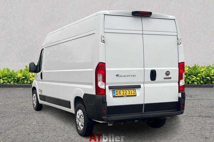 Hvid Fiat E-Ducato fra 2022