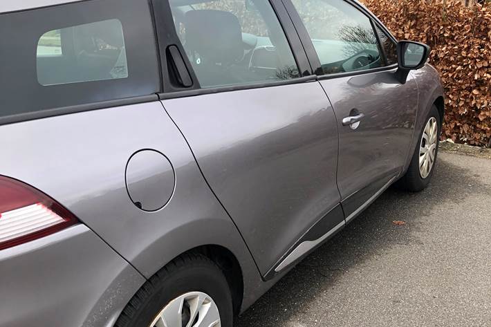 Grå Renault Ny Clio fra 2016