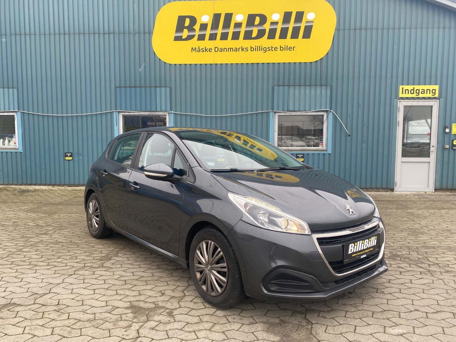 undefined Peugeot 208 fra 2015 set udefra