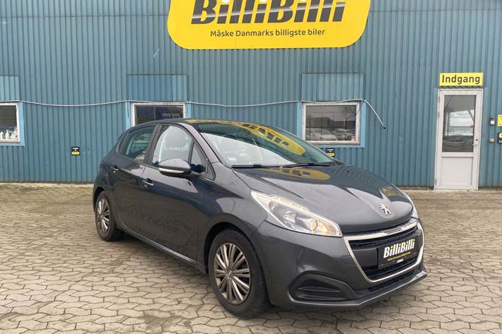 undefined Peugeot 208 fra 2015 set udefra