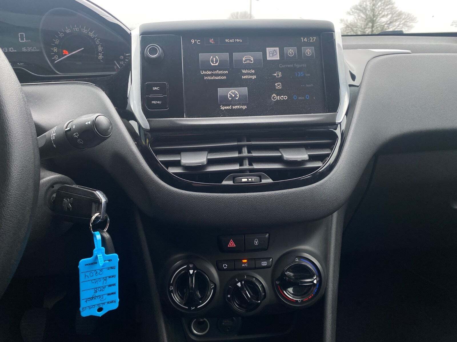 undefined Peugeot 208 fra 2015