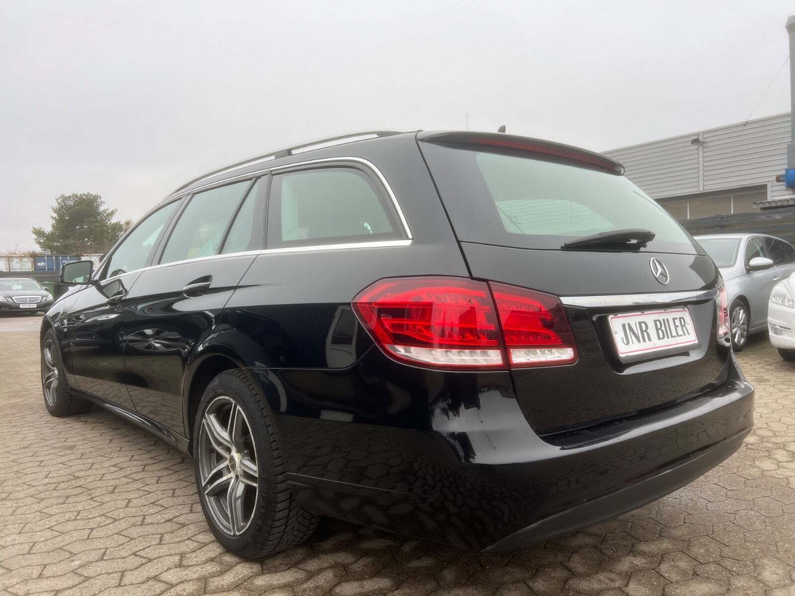 Mercedes E200
