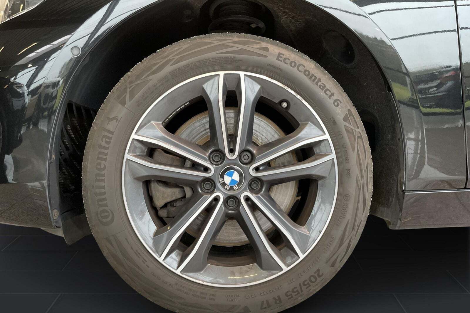 Sort BMW 220i fra 2019