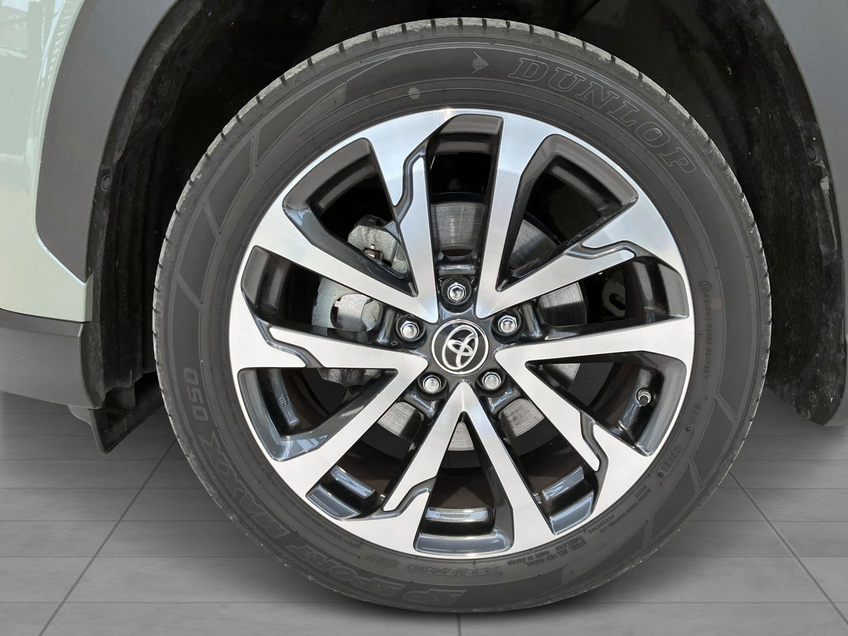 undefined Toyota Corolla Cross fra 2024