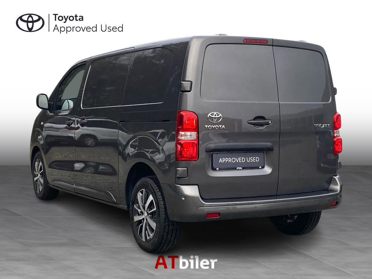 Toyota ProAce 2,0 Medium D Comfort Master+ To Skydedøre (Proace 180) 177HK Van 8g Aut.