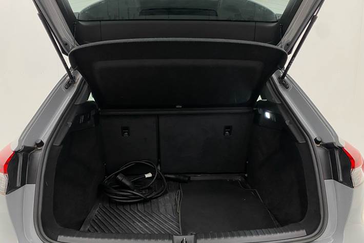 Grå Audi Q4 fra 2021