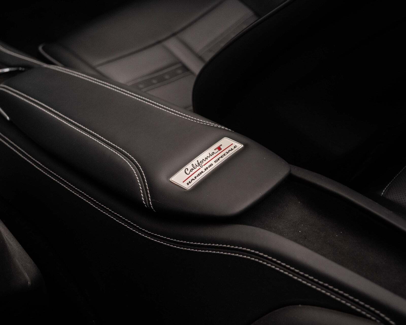 Grøn Ferrari California T fra 2017