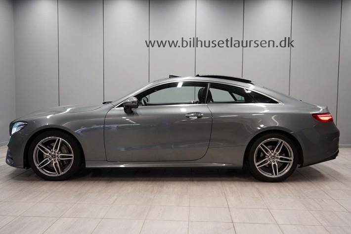 Grå Mercedes E220 d fra 2017