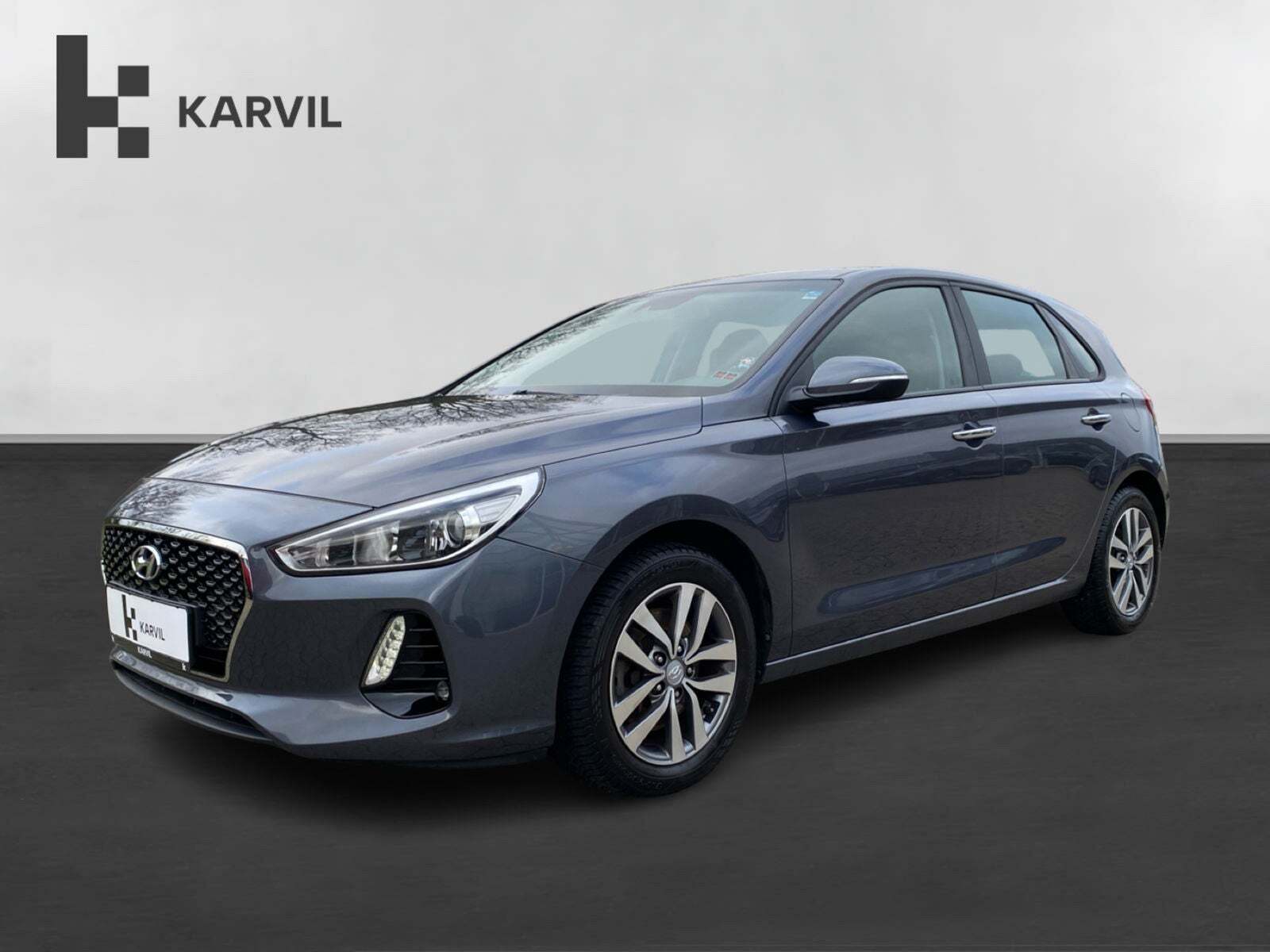 Grå Hyundai i30 fra 2018 set udefra