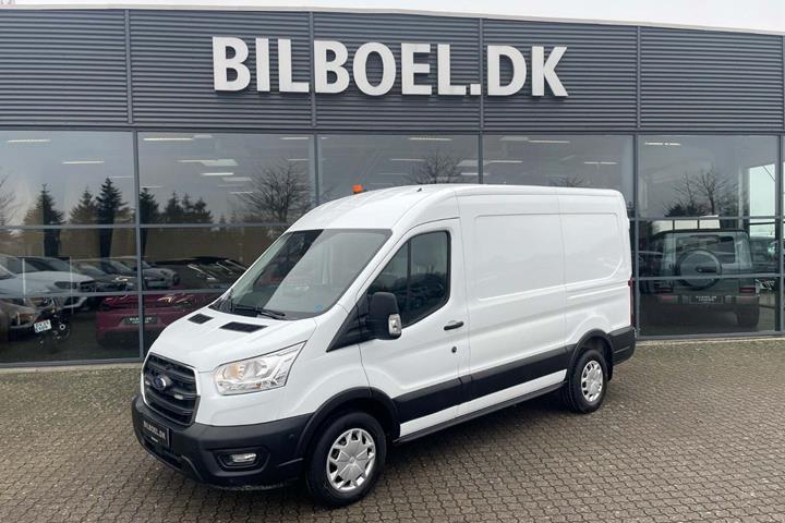 Hvid Ford Transit 350 L2 Van fra 2021 set udefra