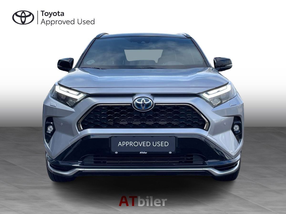 Grå Toyota RAV4 Plug-in fra 2023