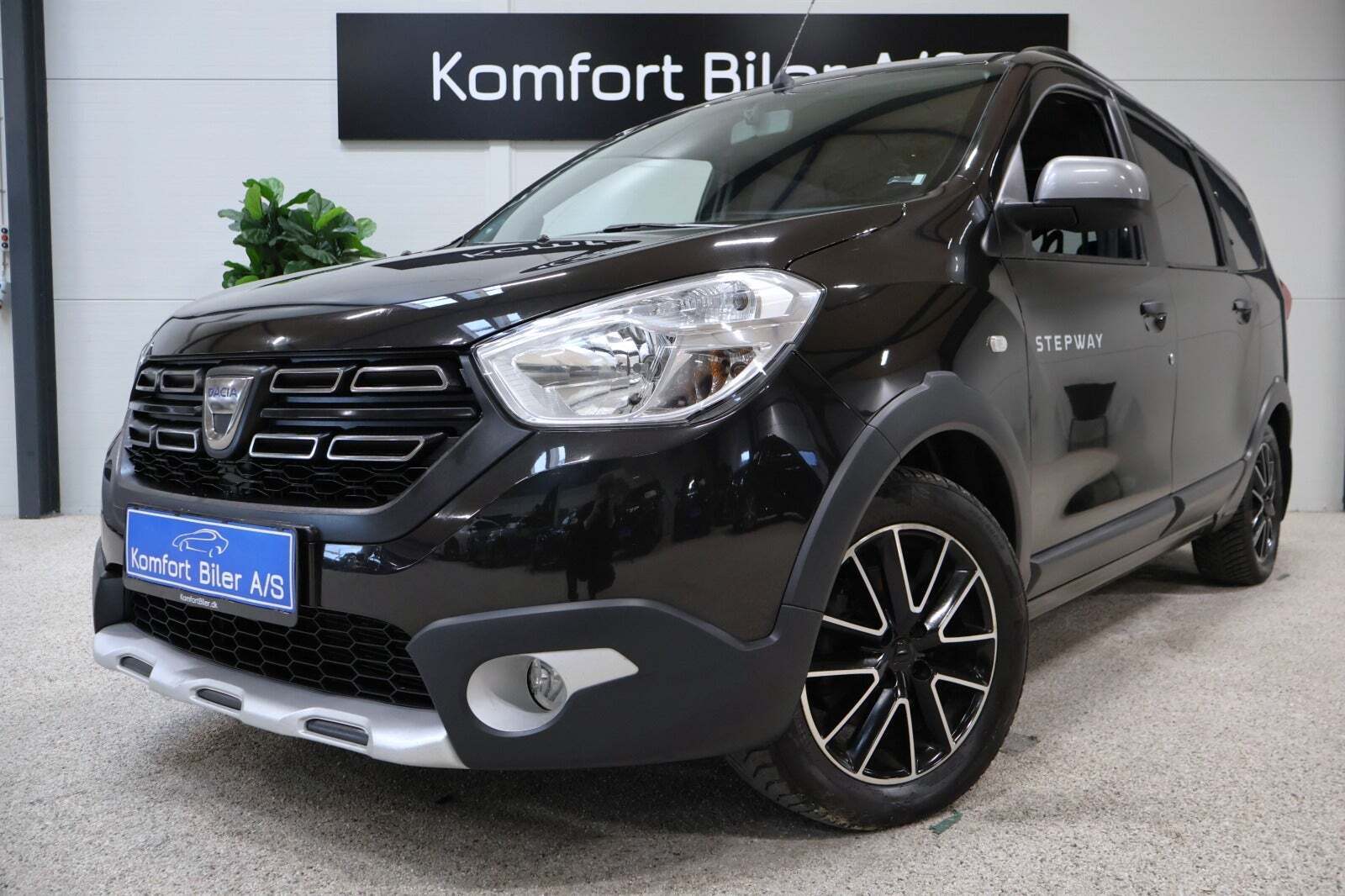 Sort Dacia Lodgy Stepway fra 2018