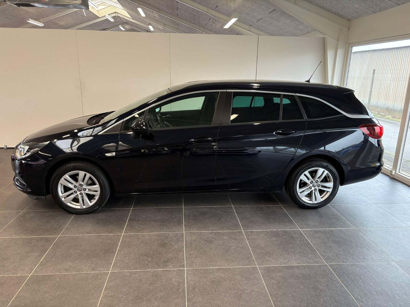 Opel Astra 1,0 T 105 Enjoy Sports Tourer