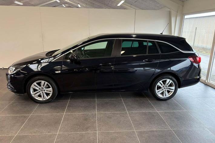 undefined Opel Astra fra 2019