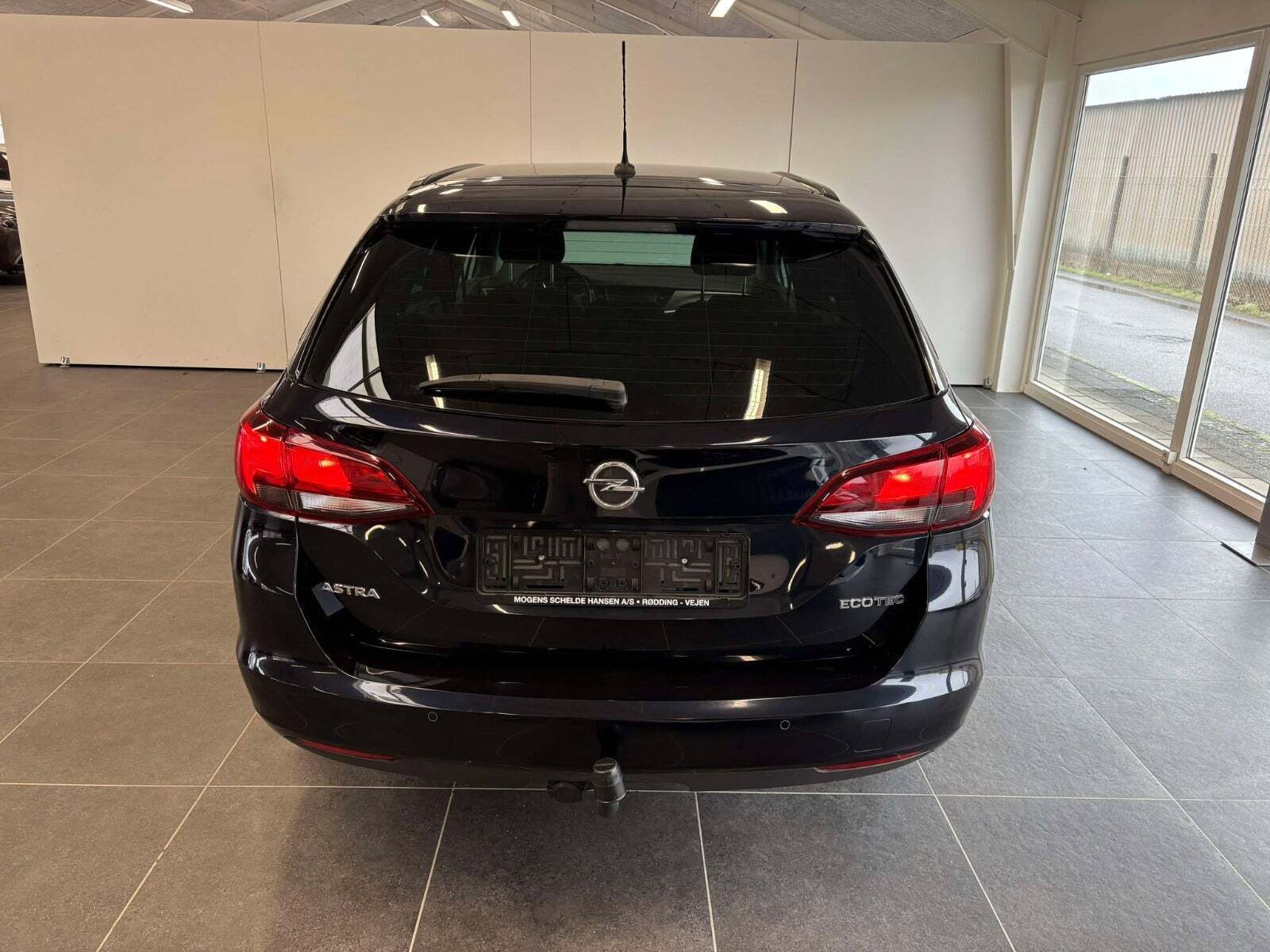 undefined Opel Astra fra 2019