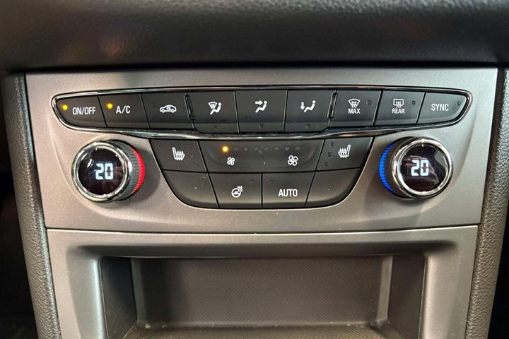 undefined Opel Astra fra 2019
