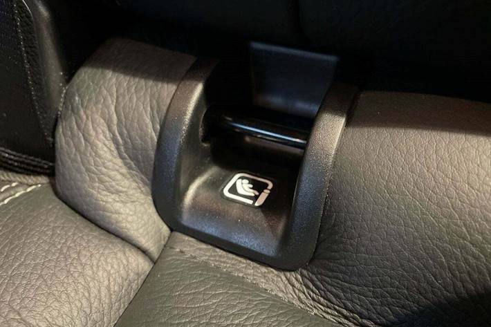 Grå Mercedes EQB350 fra 2022