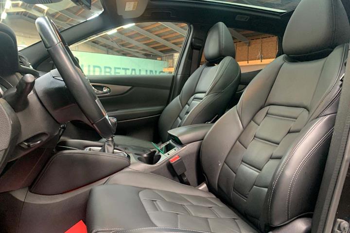 Sort Nissan Qashqai fra 2018
