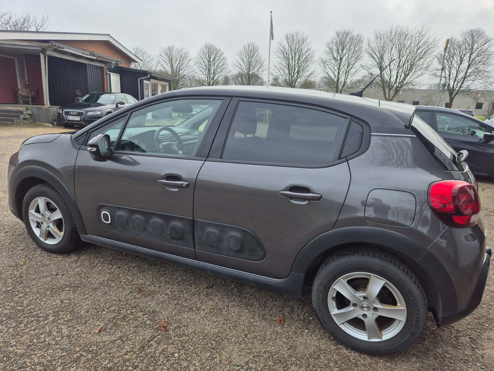 Grøn Citroën C3 fra 2019