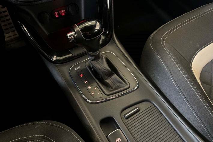 Sort Kia Ceed fra 2016