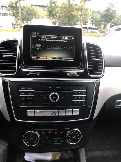 Sort Mercedes GLE fra 2016