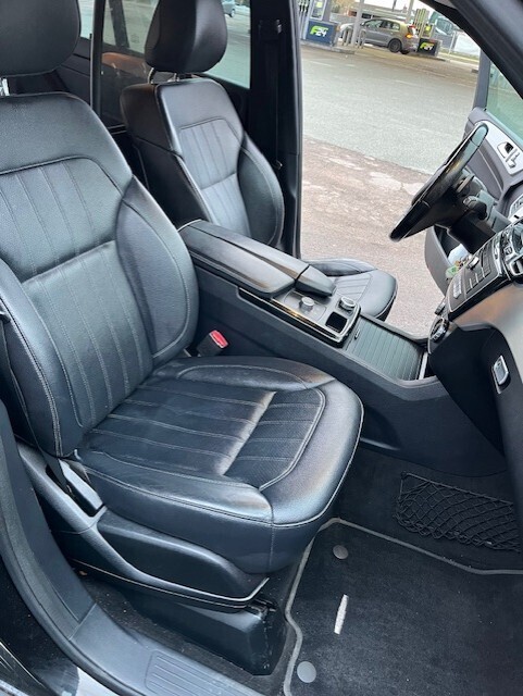 Sort Mercedes GLE fra 2016