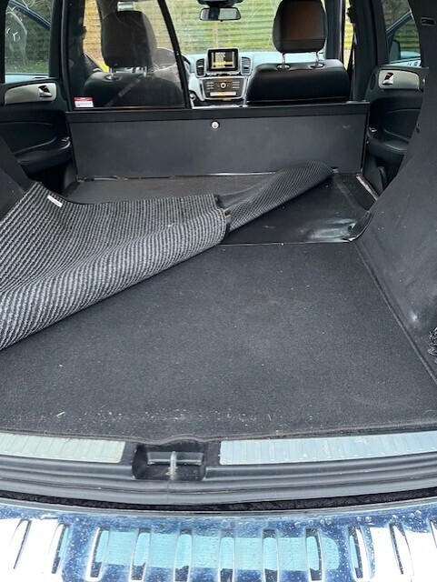 Sort Mercedes GLE fra 2016