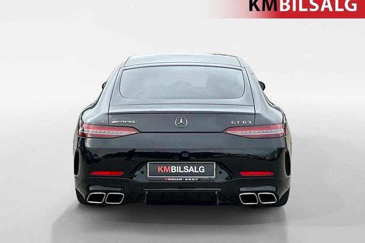 Sort Mercedes AMG GT 63 fra 2019