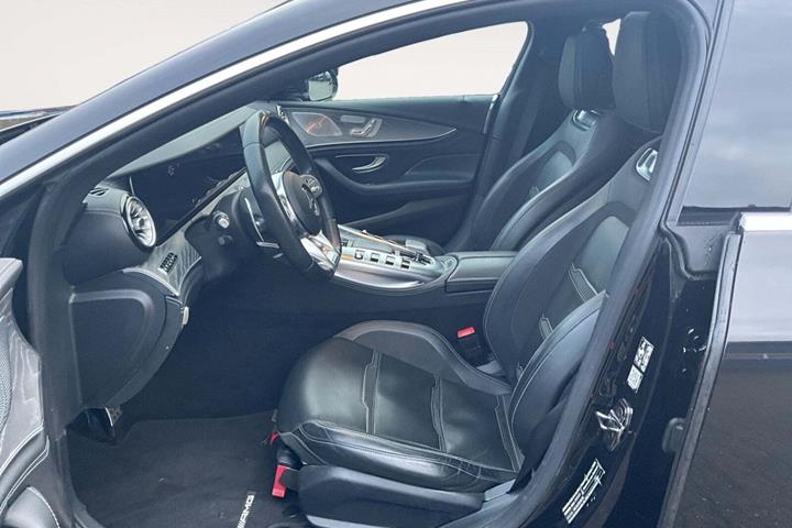 Sort Mercedes AMG GT 63 fra 2019