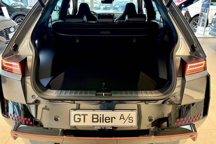 Grå Hyundai Ioniq 5 fra 2024