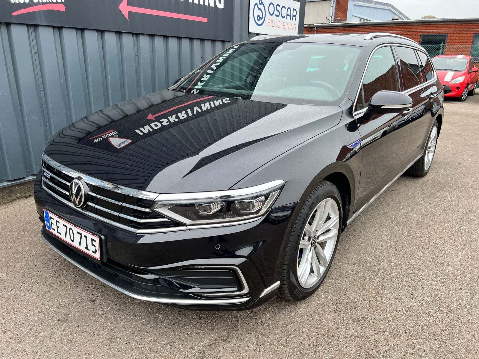 Sort VW Passat fra 2021