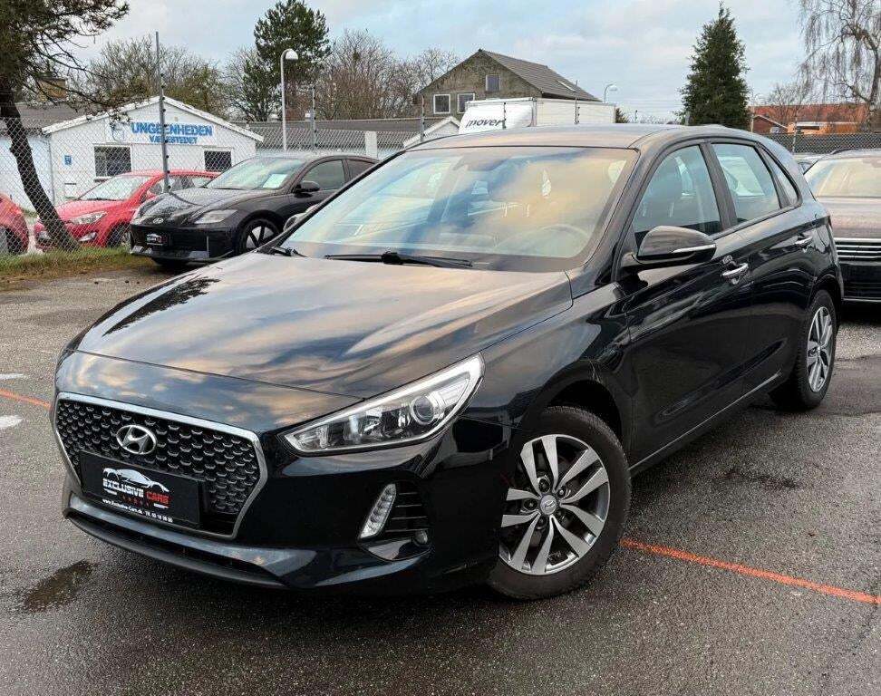 undefined Hyundai i30 fra 2017 set udefra