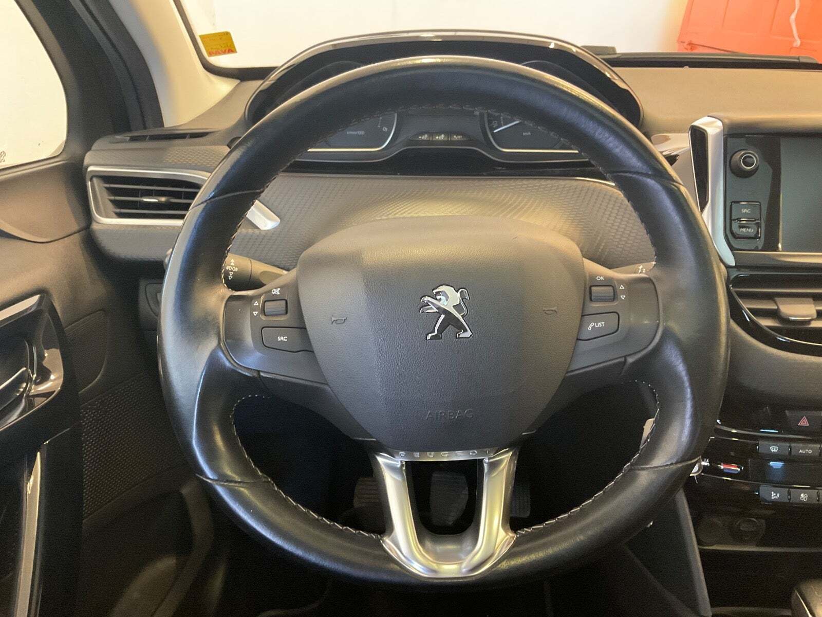 undefined Peugeot 208 fra 2017