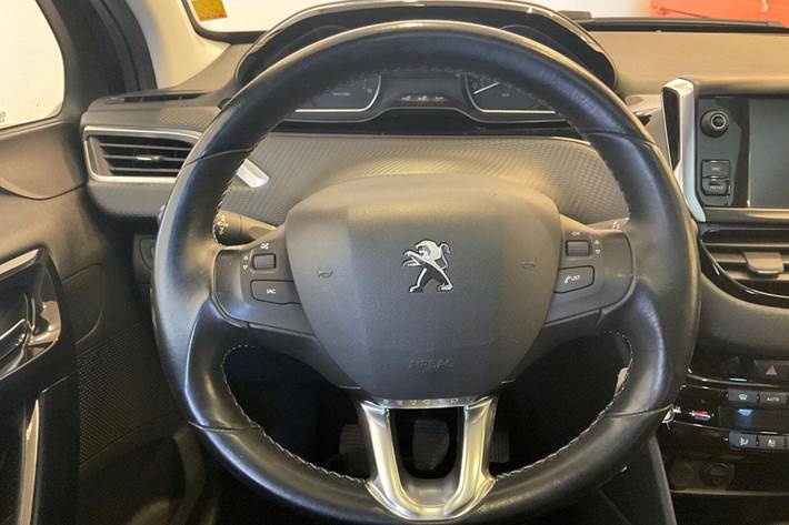 undefined Peugeot 208 fra 2017