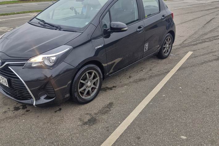 undefined Toyota Yaris fra 2014