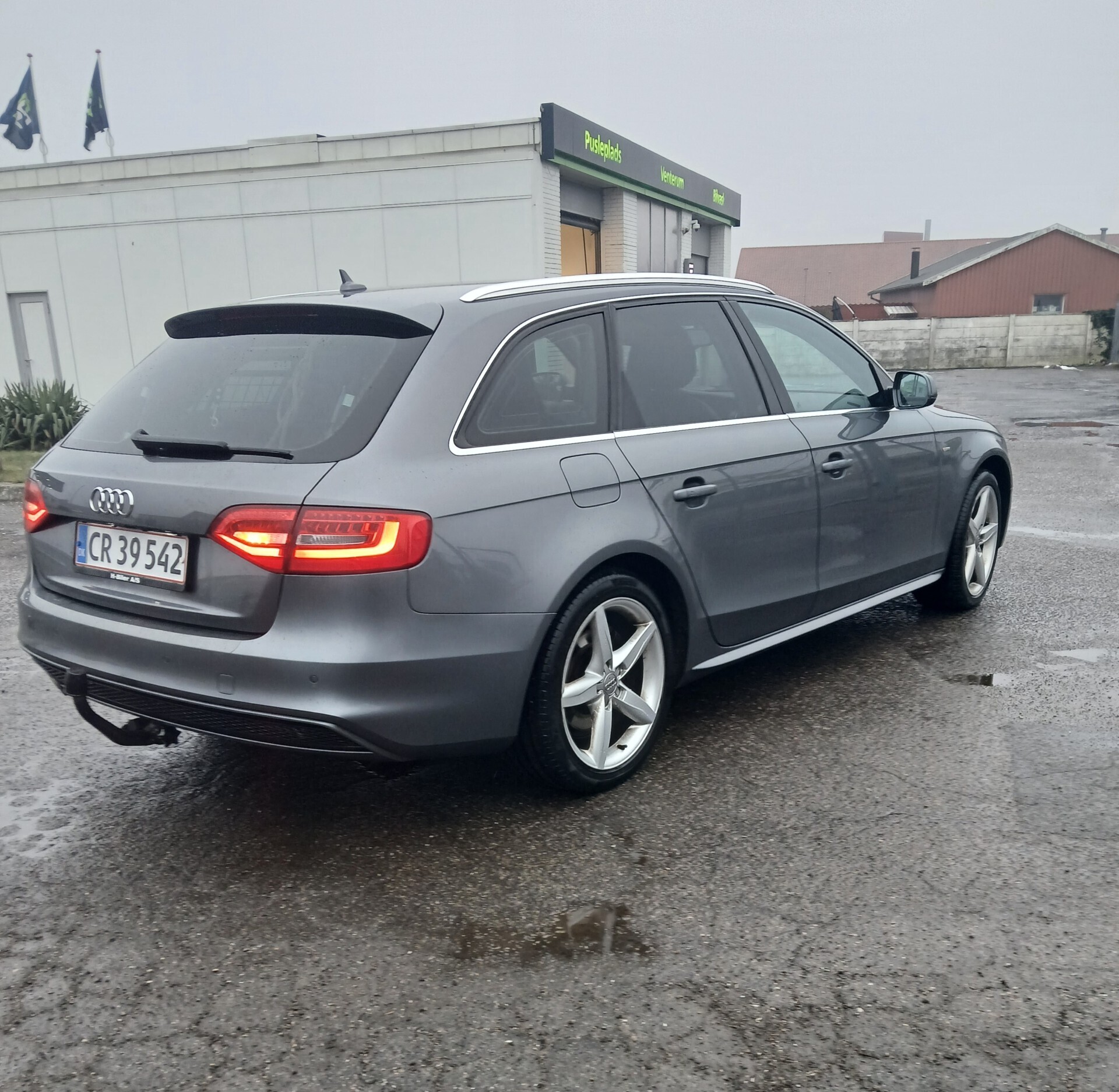 Audi A4 2,0 TDI 150 HK 5-dørs MULTITRONIC